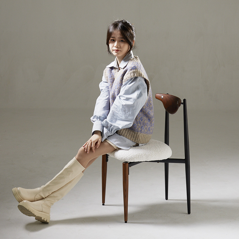 Стул деревянный с белым сидением букле(лофт) 3