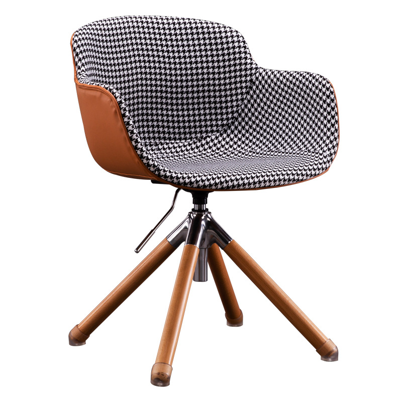 Стул тренога в клетку