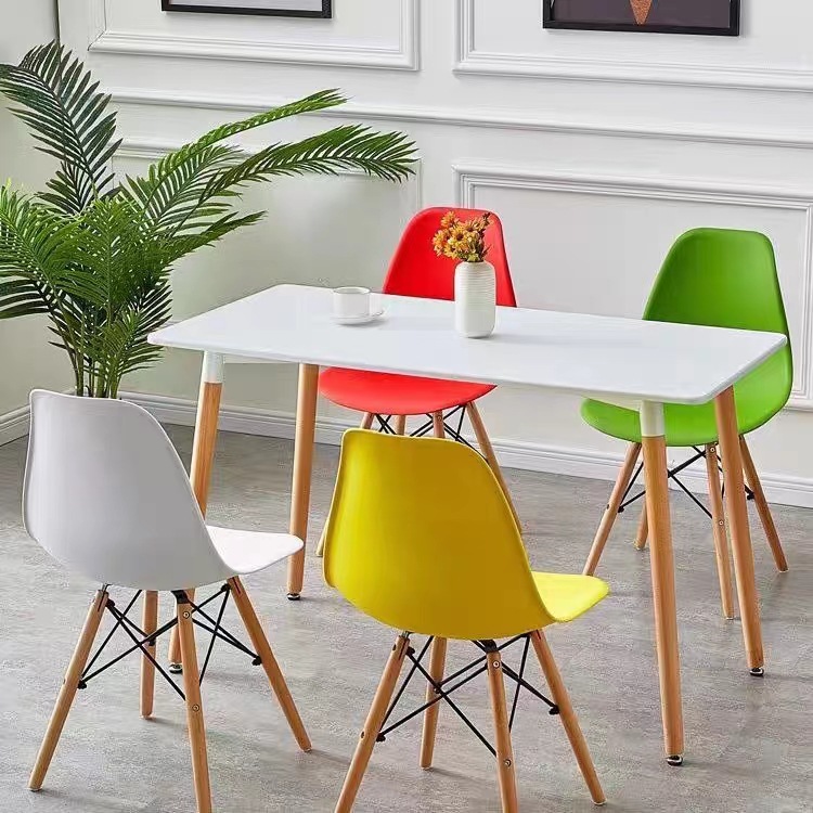 Стол белый пластиковый 3